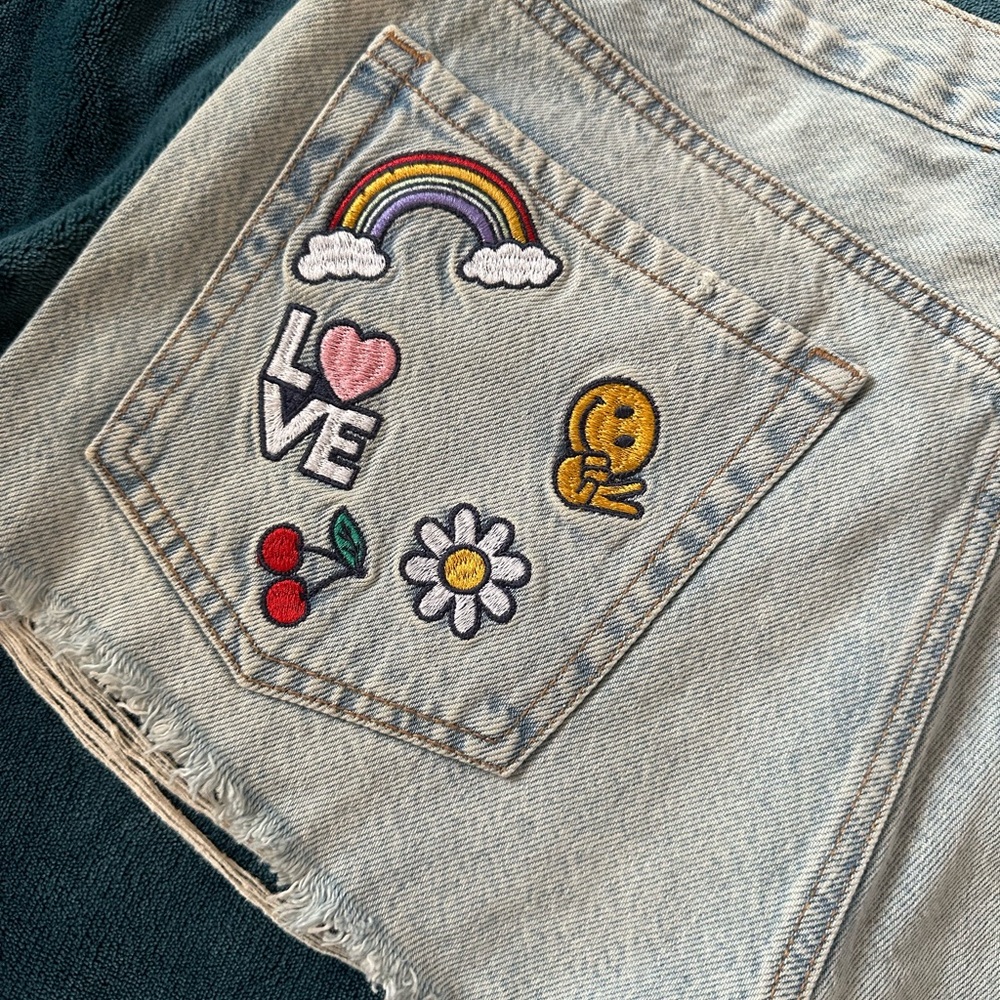 Aeropostale Blue Jean Shorts with Frayed Edges and Decorative Patches - Picture 2 of 5
